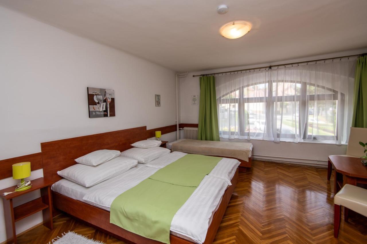Bed and Breakfast Fenyes Vinorium Ödenburg Exterior foto